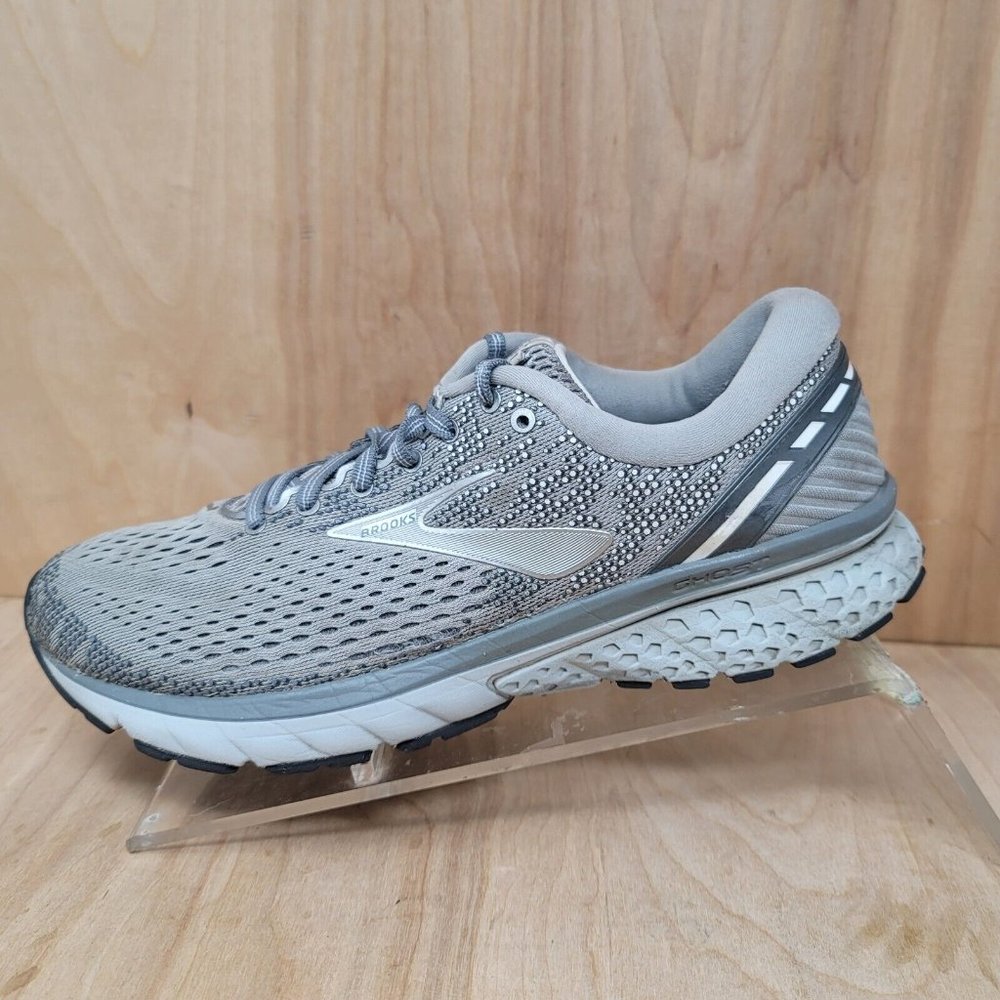 Brooks Women's Gray Mesh Athletic Running Sneakers - Picture 10 of 11